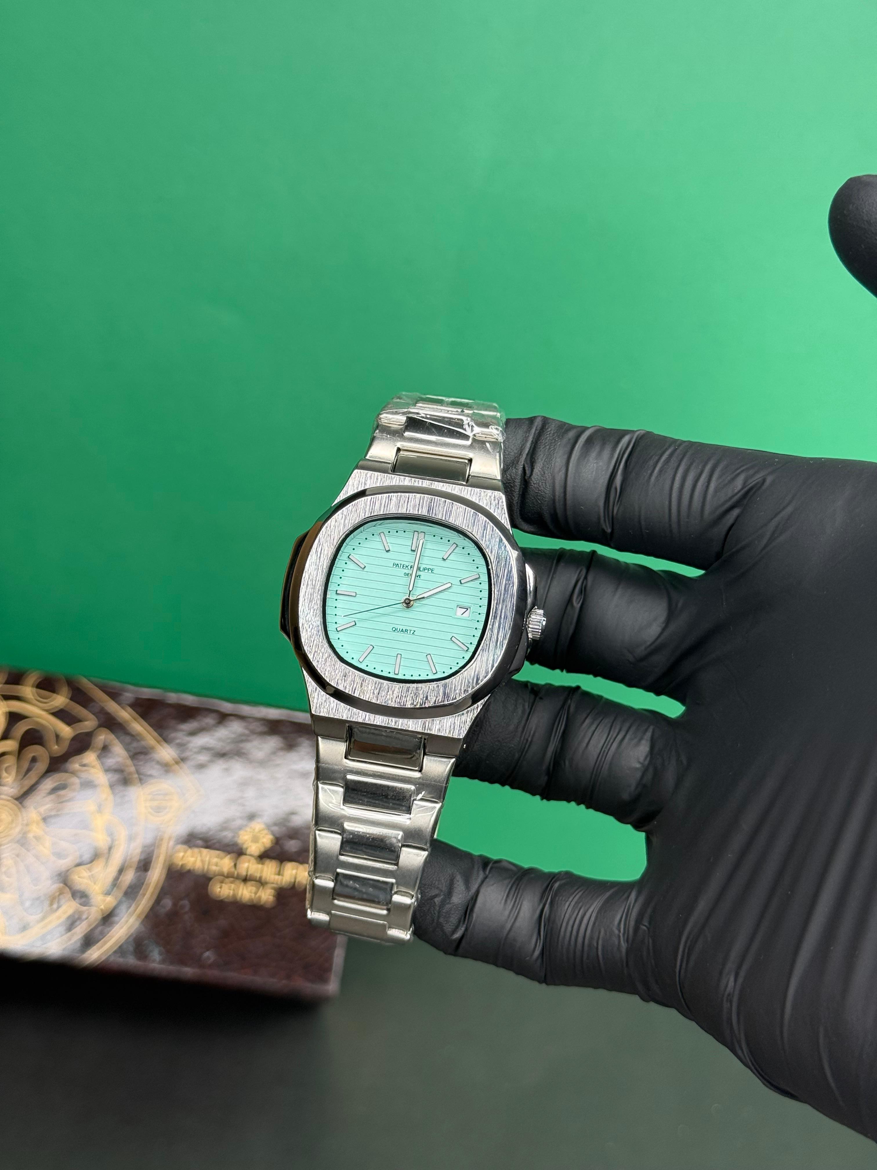 Patek Philippe  | Tiffany Dial - Classic