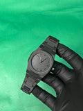 Aura | Black |