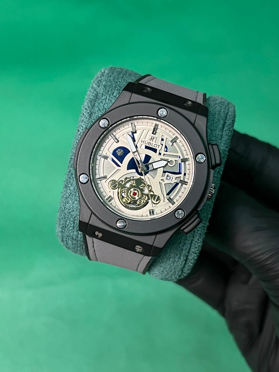 Hublot | Gray | Semi-auto