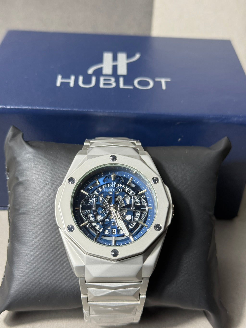 HUBLOT WATCH DIAMOND CUT-BLUE DIAL