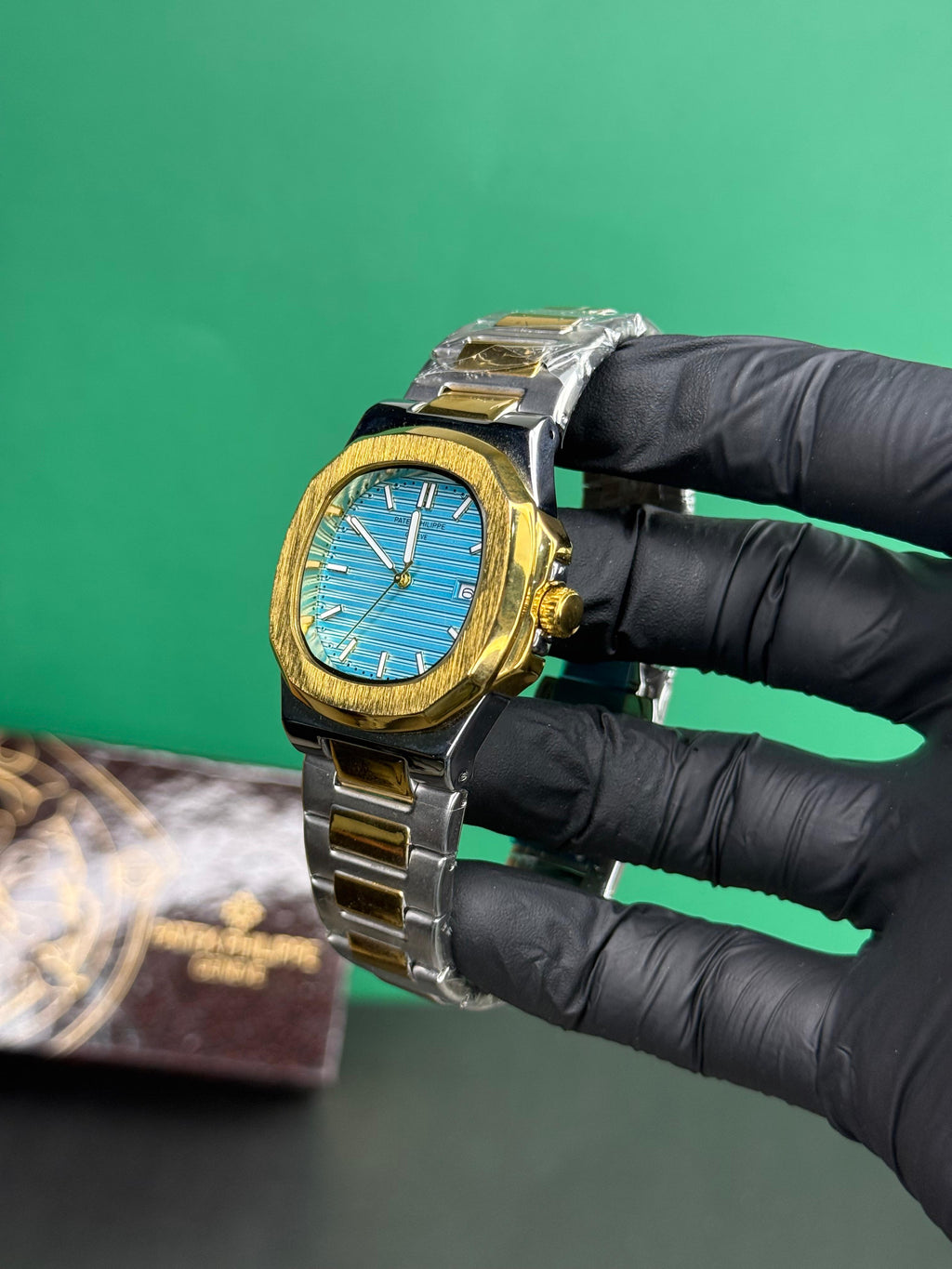 Patek Philippe | Aqua - Classic