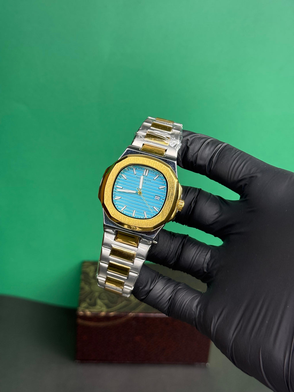 Patek Philippe | Aqua - Classic